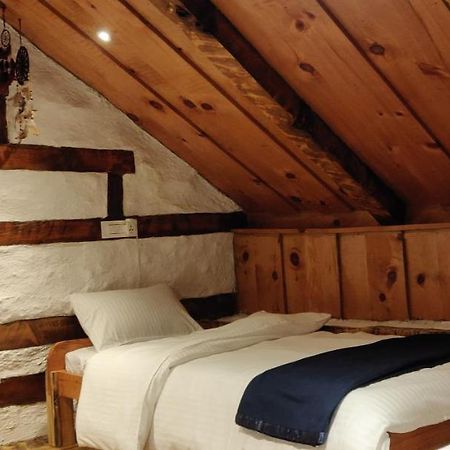 Parvatis Lap Luxury Hostel & Camps Kasol Exterior photo