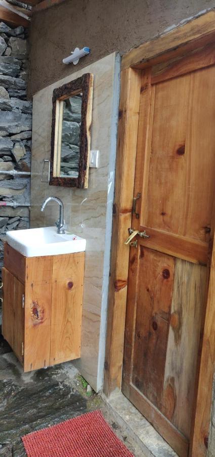Parvatis Lap Luxury Hostel & Camps Kasol Exterior photo