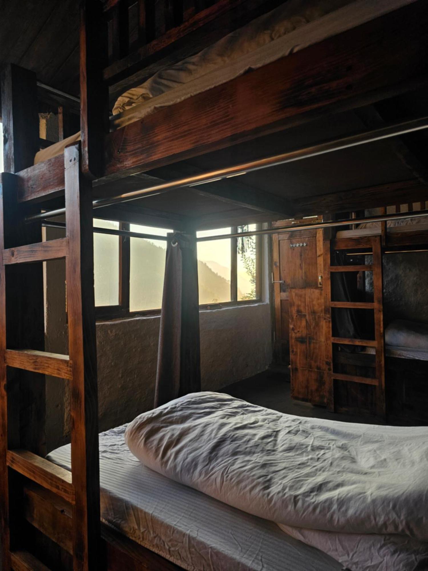 Parvatis Lap Luxury Hostel & Camps Kasol Exterior photo